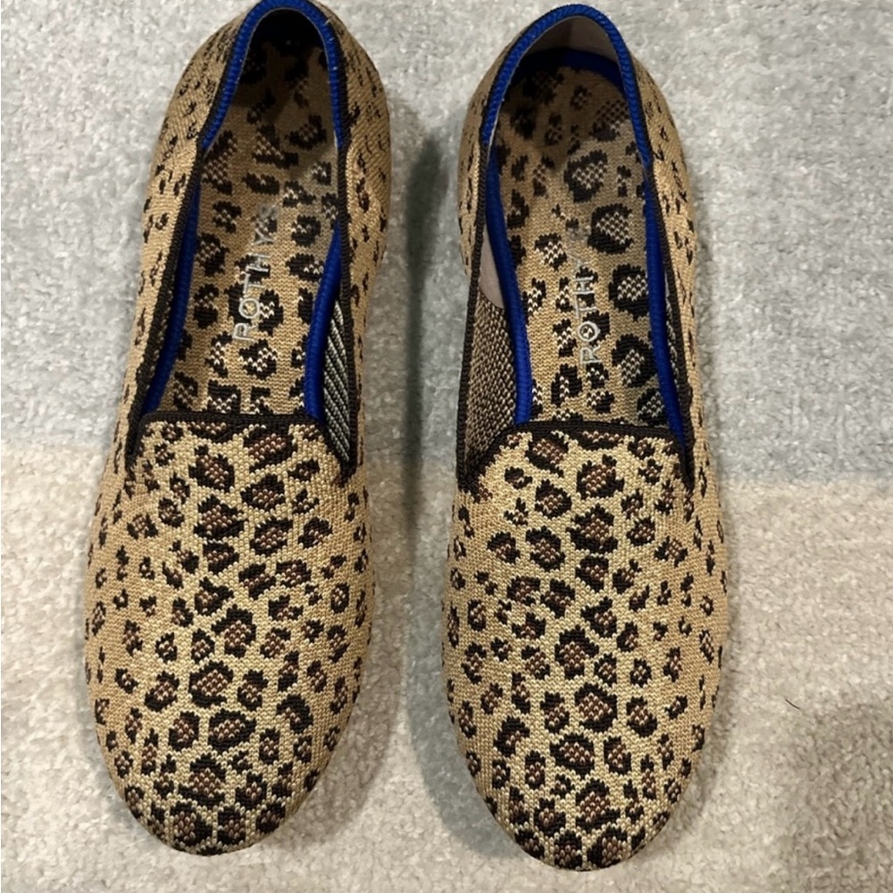 Great pair of Rothy's, barely worn.